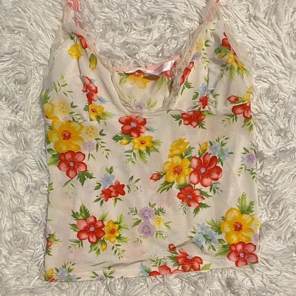 Victoria’s Secret vintage floral Print Women's cami top